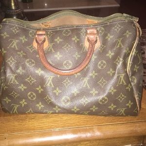 Louis Vuitton Speedy 30